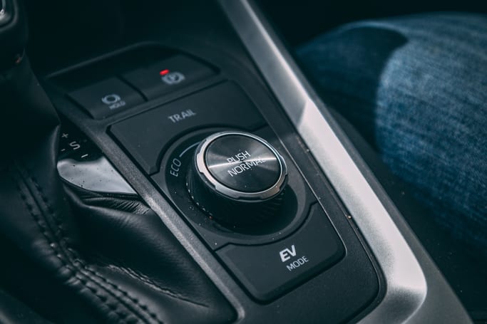 Ev mode store rav4 hybrid